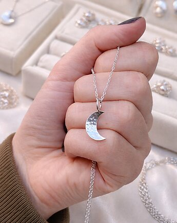 Naszyjnik ze srebra 925 z zawieszką półksiężyca, Sin Art 