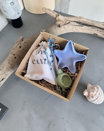 Skarby Oceanu- zestaw prezentowy  świeca sojowa + naczynia gipsowe, Oyka Candle
