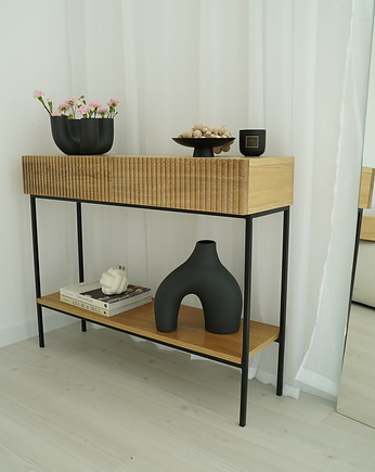 SUSAN- konsola z ryflowanymi szufladami i półką, Papierowka Simple form of furniture