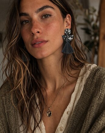 Kolczyki chwosty malarskie, Woo Hoo