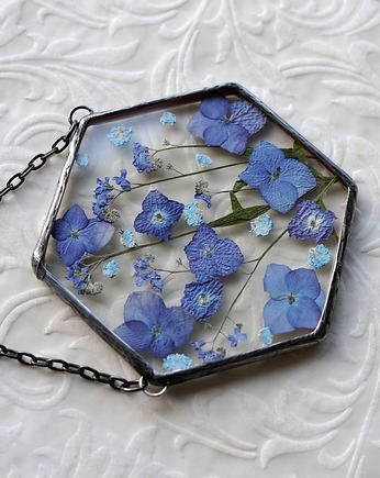 Niezapominajki i Hortensja, MARIAELA