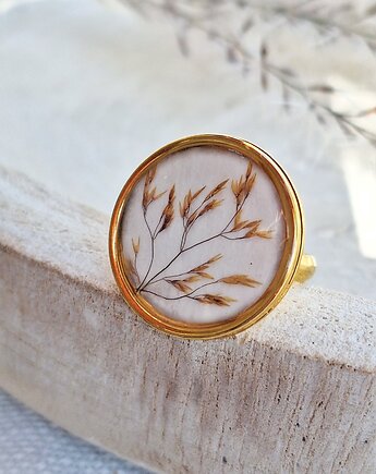 Pierścionek z kolekcji Prata, Slow Jewelry