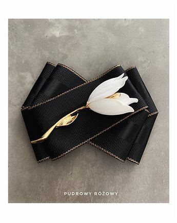 Brosza  White Flower NEW, Pudrowy Różowy
