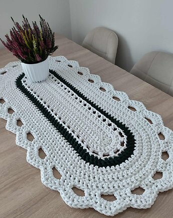 Bieżnik szydełkowy owalny ze sznurka szydełkowy 50cmx100cm, MISZ MASZ Dorota Tyszko
