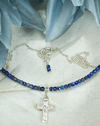 Lapis lazuli, srebro 925, delikatny, granatowy naszyjnik z krzyżykiem, Yamira Art Studio