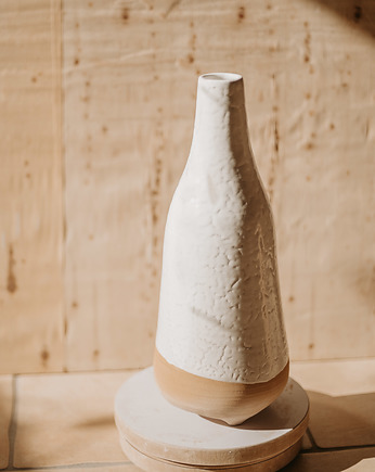 Wysoki Butelkowy Wazon na Nóżkach - Obłok - 34cm, Koło i Piec
