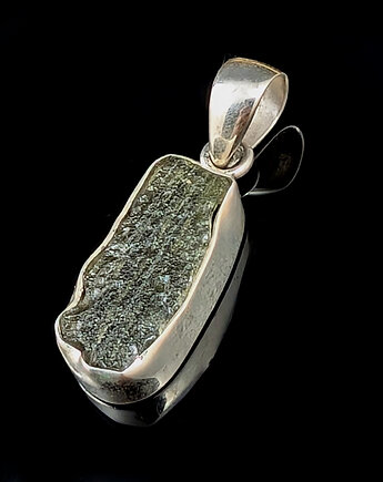 Z mołdawitem, Pracownia Neores