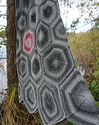 Długa szydełkowana spódnica wełniana, wielokolorowa, ręcznie robiona, Strojownia