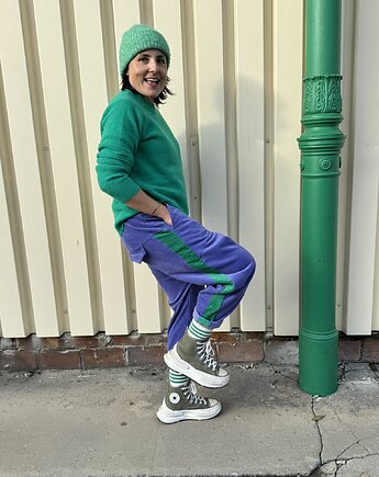 Sztruksowe baggy z lampasem, Glucka