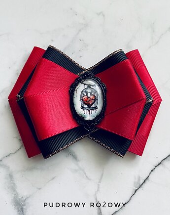 Brosza z graficznym sercem    zamkniętym pod kaboszonem NEW, Pudrowy Różowy