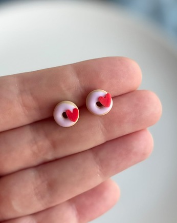 Kolczyki sztyfty donuts z serduszkiem, Wypieczone