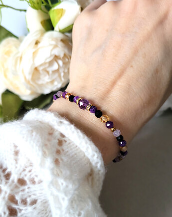 Na BOGACTWO i obfitość, Seylla pracownia