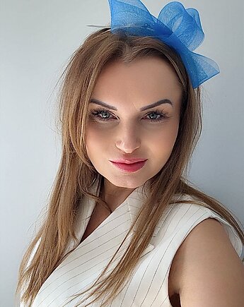 Fascynator ślubny  FRESCA CHABROWY / inne kolory, MONIKA SAXTON LUXURIOUS MILLINERY