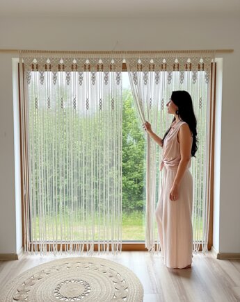 Makrama firanka boho na duże okno, Zaplątana W Sznurki