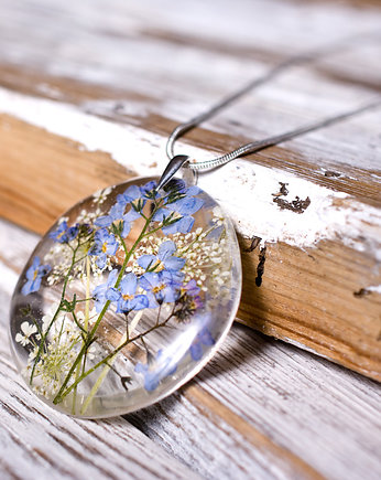 Naszyjnik z niezapominajkami w żywicy, So Jewelry