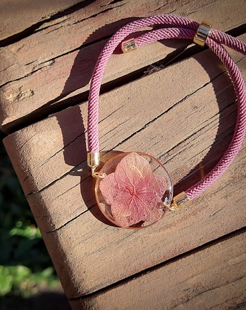 Bransoletka na sznurku z kwiatem, Figa handmade accessories