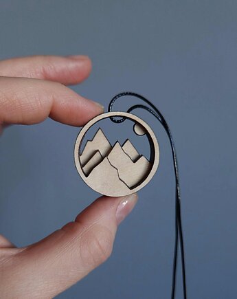 Naszyjnik przestrzenny Góry, MANEMIS