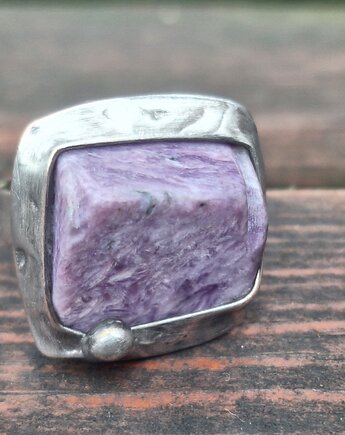 Czaroit - pierścionek regulowany, po drugiej stronie lustra