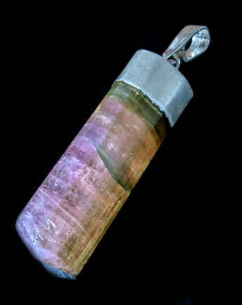 Surowy turmalin, Pracownia Neores