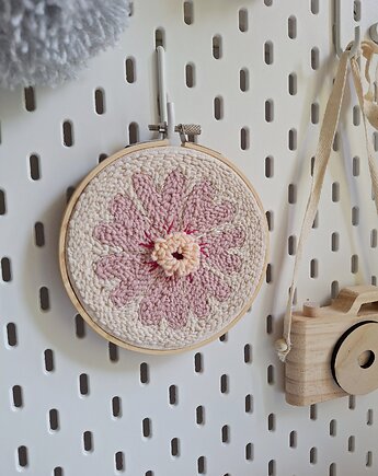 Kwiat w stylu boho- przytulna ozdoba do pokoju dziecka, Nataly Atelier