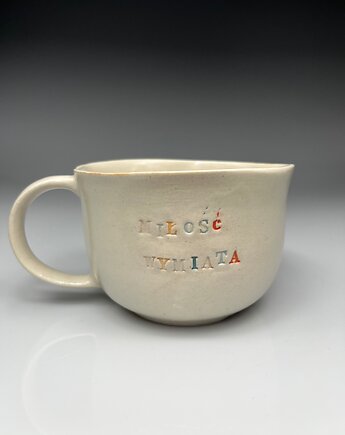Kubek ceramiczny z napisem ręcznie lepiony, Mila Handmade Ceramics