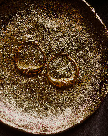 Kolczyki pozłacane księżyce z twarzą, Okruszek Biżuteria