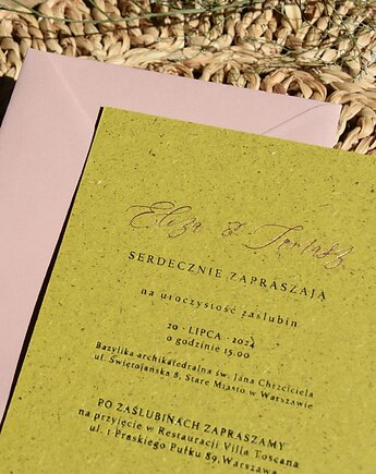 Zaproszenie GRASSY o zapachu trawy z hot stampingiem rose gold, drukanturium