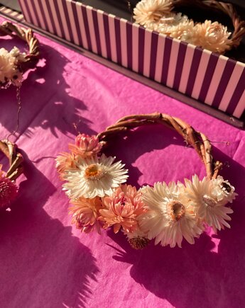 Wianek z suszonymi kwiatami - MINI, Suszony & Co.