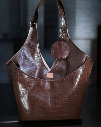 Brązowy krokodyl, Turpis Milka