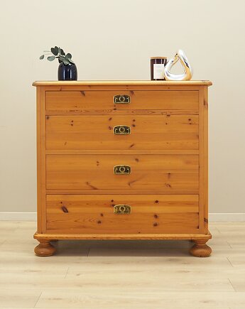 Komoda sosnowa, duński design, lata 00, produkcja: Dania, Przetwory design