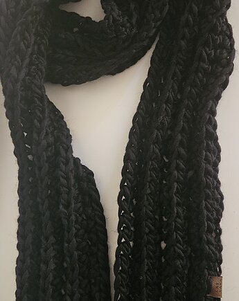 Czarny Wełniany szal, Las i Łąka