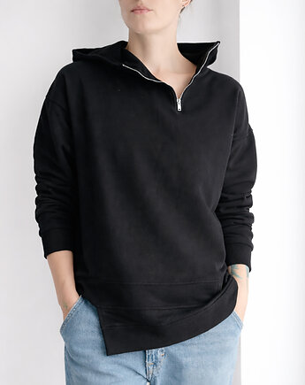 Czarna bluza oversize z kapturem i asymetrycznym dołem, ONE MUG A DAY