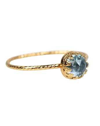 Złoty pierścionek Petite z topazem Sky Blue - rozmiar na zamówienie, Blooming Stones