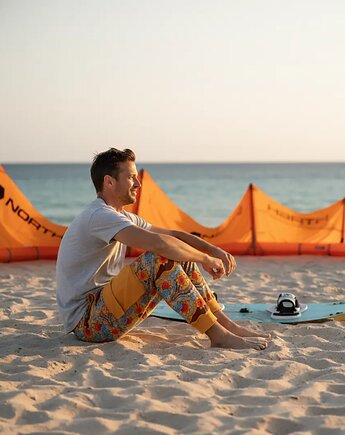 Spodnie dresowe "Sunflower" z musztardą - bojówki, Funaticos