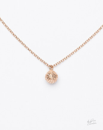 Srebrny925 Naszyjnik pokryty złoceniem różowym z zawieszką ażurowa kulką, Black Mamba Jewelry