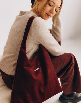 Torba HOBO z bordowego nubuku tapicerskiego, Karolina Audycka