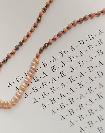 Choker z Pereł i Różowych Rodonitów, w hand works