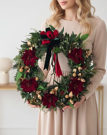 Zimowy wianek na drzwi, Lola White