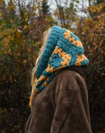 Balaclava alpaka handmade, ręcznie szydełkowana zimowa kominiarka, kwiaty biżuteria
