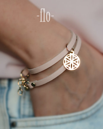 flo pink mandala gold, barboleta