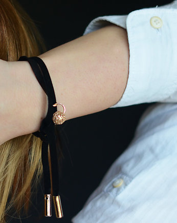 mini black/gold filigran, barboleta