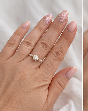 Delikatny pierścionek z różą, Biżuteria z kamieni