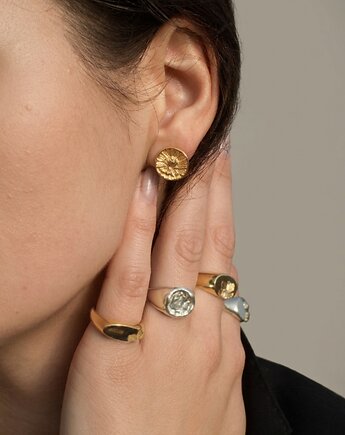 Srebrne kolczyki Piwonie Peony Studs, sztyfty pozłacane, biżuteria kwiatowa, Her Ring Biżuteria