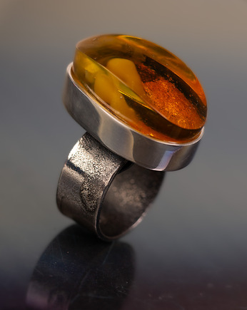 Pierścionek z bursztynem bałtyckim z chmurą, Andorii by Baco