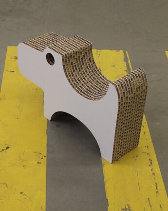 Doggy twardy tekton dla starszych MALUCHÓW