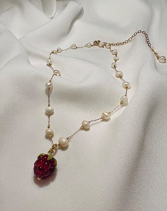 Naszyjnik z perłami i czerwoną malinką, MaLa Jewellery