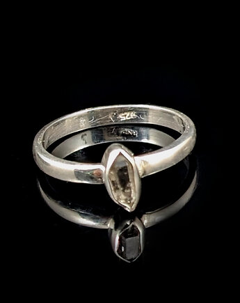 Pierścionek icicle herkimer, Pracownia Neores