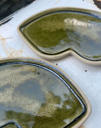 Ceramiczne naczynie na biżuterię Usta, POTPOTSTUDIO