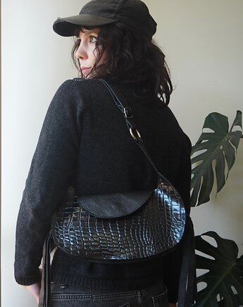 Skórzana czarna torebka rogalik z recyklingu krokodyl, URCHYNN