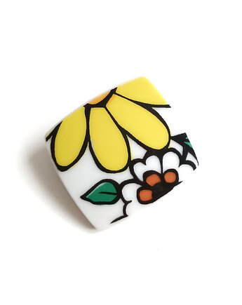 Broszka w kwiaty, biżuteria z talerzy